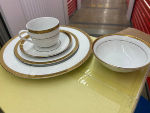 Golden Essences 20-Piece Premium Porcelain Dinnerware Set, Service for 4